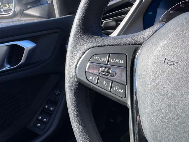 BMW 116 i - LED - Carplay/Android Auto - Cruise - Navi