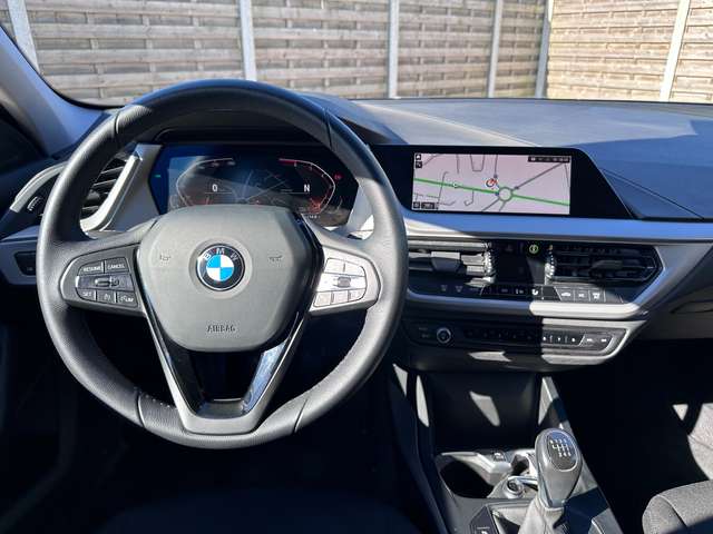 BMW 116 i - LED - Carplay/Android Auto - Cruise - Navi