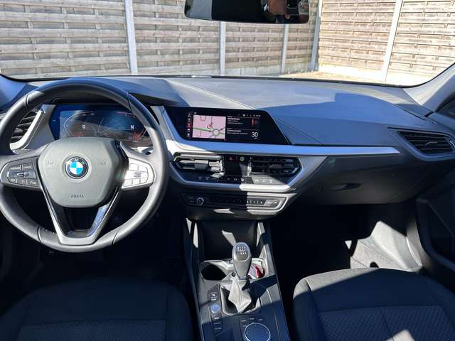 BMW 116 i - LED - Carplay/Android Auto - Cruise - Navi